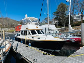 36' Sabre 2005 Yacht For Sale